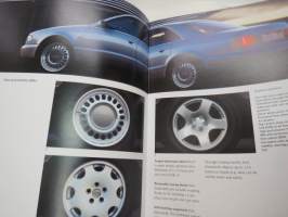 Audi A8 -myyntiesite / brochure