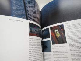 Audi A8 -myyntiesite / brochure