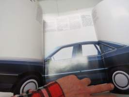 Audi 100, 100 Avant 1987 -myyntiesite / brochure
