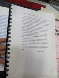 Turun Kirjatyöntekijäin Yhdistys 1890-1980 historiikki + 2 eri koneella kirjoitettua käsikirjoitusta / versiota? ko. teoksesta sekä muuta yhdistyksen