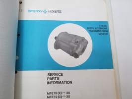 Sperry Vickers (hydrauliikka) koneikot -käyttöönotto / huolto / vianetsintä -binder with brochures etc.