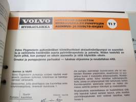 Volvo hydrauliikka F11, V30, V33 teknistä tietoa, esitteitä, ohjekirjoja -tehtaan alkuperäinen kansio -factory original hydraulics binder with manuals, brochures