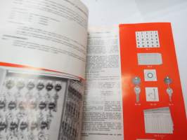 Wärtsilä DeJo avainkaapit ja avainkontrollijärjestelmät -myyntiesite  / key storage systems - brochure