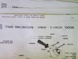 Skil Service Manual 1985 - Skil-laitteiden ja työkoneiden huolto- ja varaosakirja 1985, sisältää kuvaston, sähkökaavioita, teknisiä arvoja yms. -katso