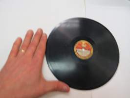 Broadcast T.55 Daniel Hertzman - Tre kronor i mitt svenska hjärta / Där ligger du i lä (sjömansvalser - merimiesvalsseja) -8&quot; savikiekkoäänilevy - 78 rpm record