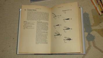 Fly-tying illustrated wet and dry patterns Perhosidonta