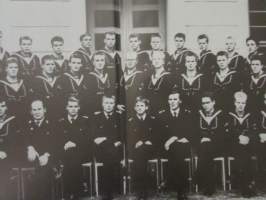 Merisotakoulun upseerikurssi 106 3.8 - 10.11.1989