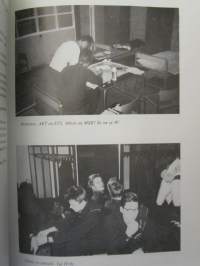 Merisotakoulun upseerikurssi 106 3.8 - 10.11.1989