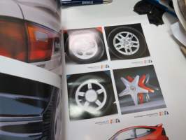 Mazda Familia, Neo, Forte - Varusteet -myyntiesite / brochure