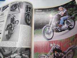 V8 Magazine 1982 nr 2 keskiaukeamakuva Ford Mustang -67 Mustang GT 390, Dodge Monaco