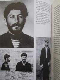 Den unge Stalin av författaren till Stalin - Den röde tsaren och hans hov