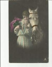 Nainen ja hevonen - postikortti romantiikkapostikortti kulkenut 1924