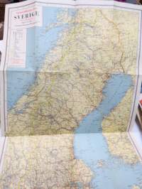 Automobilkarta över Sverige -tiekartta Ruotsi / Sweden road map