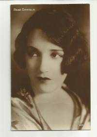 Bebe Daniels - vanha postikortti, ihailijapostikortti, fanikortti kulkenut nyrkkipostissa
