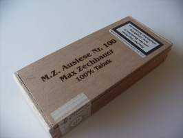 M.Z. Auslese Nr 100 Max Zechbauer  100 % Taback - sikarilaatikko puuta , koko 6x14x2 cm
