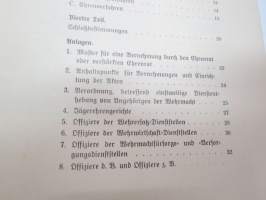 Wahrung der Ehre - Der Oberbefelshaber der Kriegsmarine MPA. 2300 - Saksalaisen merisotilaan koulutukseen liittynyt saksalaista sotilaskunniaa käsittelevä teos?