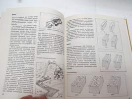 Perustus- ja betonityöt -groundwork and concrete laying in house construction