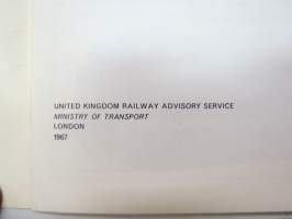 Information on Motive Power Performance - United Kingdom Railway Advisory Service (UKRAS) -brittiläisen rautatievetokaluston suorituskyvyn tilastointia ym.