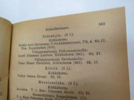 Suomen Valtiokalenteri 1922, sisältää kaiken tarpeellisen ja tarpeettoman tiedon Suomen valtion asioista ja virkamiehistä, esimerkiksi karttapaperin