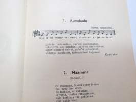 Laulu-Matti -yhteislaulukirja laulujen nimet näkyvät kohteen kuvissa / song book