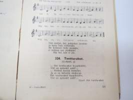 Laulu-Matti -yhteislaulukirja laulujen nimet näkyvät kohteen kuvissa / song book