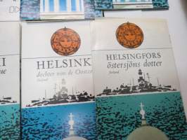 Erä erilaisia ja erikielisiä esitteitä Helsnki -brochures of Helsinki - various languages