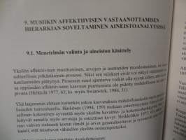 Aktivoivan opetuksen vaikutus musiikinkuunteluasenteisiin
