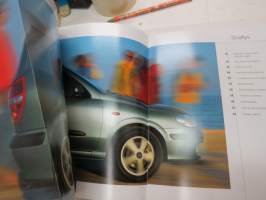 Nissan Almera 2001 -myyntiesite / brochure