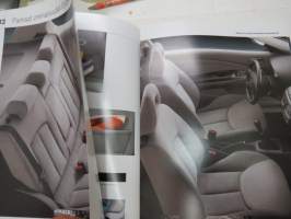 Nissan Almera 2001 -myyntiesite / brochure