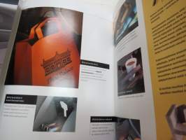Nissan Almera 2001 -myyntiesite / brochure
