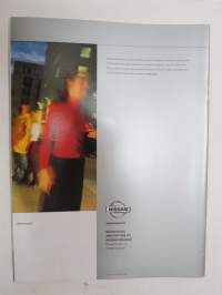 Nissan Almera 2001 -myyntiesite / brochure
