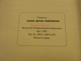 Suzuki RG125 owner´s manual käyttöohjekirja