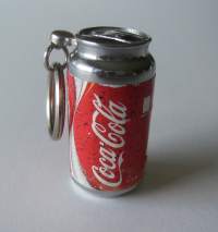 Coca Cola tölkin muotoinen  tupakansytytin - erikoinen tupakansytytin 4x2 cm metallia