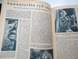 Kotiliesi 1938 nr 18, syyskuu II, ilmestynyt 15.9.1938,; Kansikuva Martta Wendelin, 12 eri mallia naisten kenkämuoti 1938