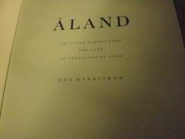 Åland. De tusen öarnas land. The Land of Thousands of Isles