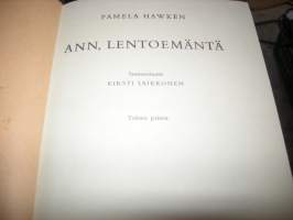 Ann, lentoemäntä