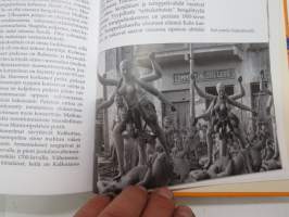 Intia - Kaupunkeja, kulttuureja, historiaa