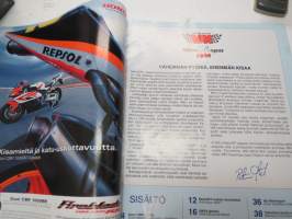 Vauhdin Maailma - Road Racingin kausiopas - Moto GP 2004, radat, kuskit, kalenteri, säännöt, tekniikka, tilastot