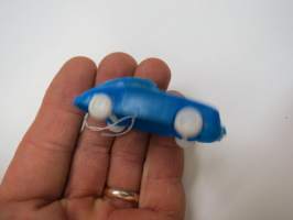 Porsche? - karkkipussiauto? -toy car