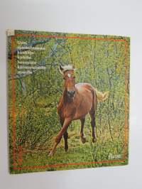 Hevoskalenteri 1974 -horse calendar