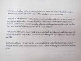 Parantavien ruokien opas. Luonnonmukaisia hoitokeinoja yli 80 yleiseen vaivaan -healing foods