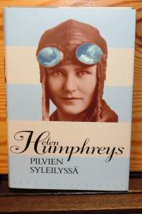 Pilvien syleilyssä, 2000.Tarina uskovista, toivovista ja omaa paikkaansa etsivistä naisista.Elokuun ensimmäisenä päivänä 1933 kaksi nuorta naista