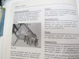 Mercedes-Benz - Moottorilla 102 varustetut henkilöautotyypit - ohjevihkonen huoltoa varten / service manual in finnish