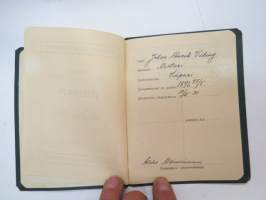 Varkauden Teollisuusvirkailijainyhdistyksen Jäsenkirja J.H. Viding 1931 -membership book