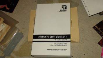 Cessna 208B ( 675 SHP ) Caravan I information manual, koulutus opas