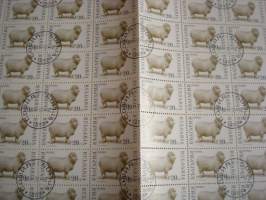 Lammas, 100 postimerkin postimerkkiarkki 25:llä leimalla, Bulgaria, vuodelta 1991, hieno. Katso myös muut kohteeni mm. noin 1200 erilaista amerikkalaista