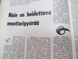 Moottoriurheilu 1965 nr 5, sis. mm. seuraavat artikkelit / kuvat, mainokset; Kansikuva Simca 1000, Jawa, Ruskeasanta, Neuvostoliiton kolmikko hallitsi Ruissalon