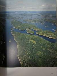 Finlandia - Profile of a Country