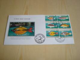 Kaloja, 2004, Papua Uusi-Guinea, ensipäiväkuori, FDC, 6 erilaista postimerkkiä, hieno ja kookas kuori. Katso myös muut kohteeni mm. noin 1200 erilaista