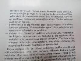 Viittomakielen kuvasanakirja -(picture) dictionary for deaf